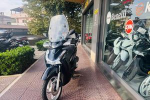 HONDA SH 150 TUTTO INCLUSO ANCHE PASSAGGIO!