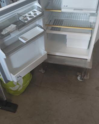 Mini frigorifero da incasso ARISTON 125litri
