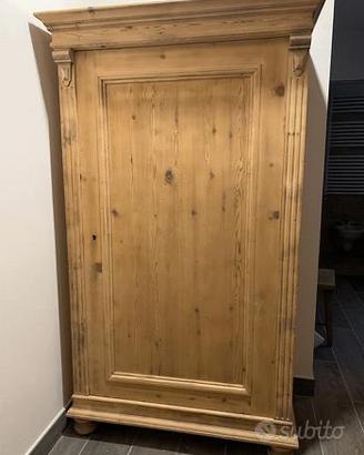 Armadio antico fine 800