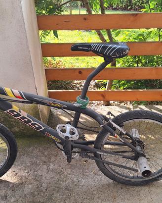 bmx nera