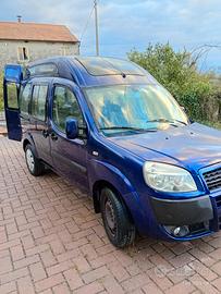 Fiat Doblò Trasporto Disabili – Tetto Alto