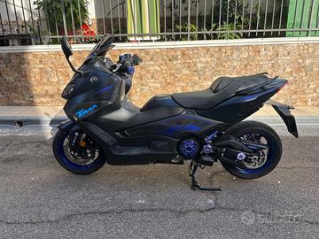 Yamaha TMAX 560