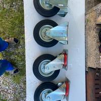 Ruote per uso industriale in gomma e acciaio