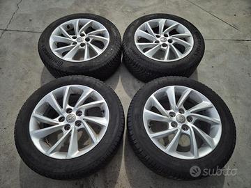 Cerchi In Lega Da 16" Per Opel Astra K
