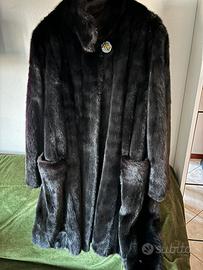 Pelliccia in visone nero