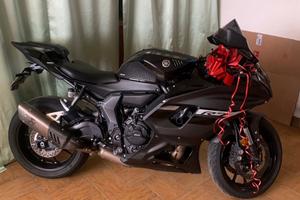 Yamaha r7 35 kw