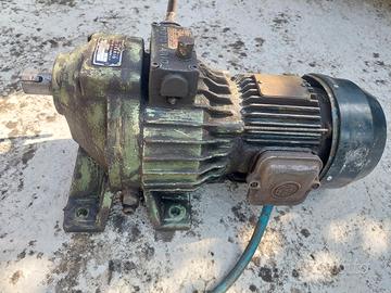 Motovariatore trifase 40/200 giri