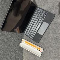 iPad Air 4 + Magic Keyboard + Apple Pencil