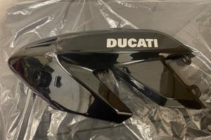 Fiancata originale sx Ducati hypermotard 796 e 110