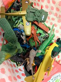 lotto soldatini giochi vintage