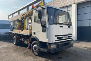 IVECO Eurocargo 65 con piattaforma aerea