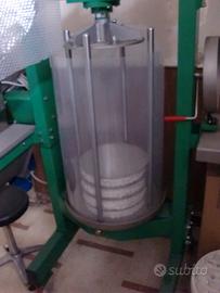 Frantoio a freddo per olive Pillan