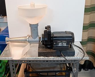 Passapomodoro elettrico