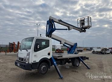 Nissan Cabstar 35.13 Piattaforma autocarrata 19m