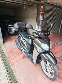 Scooter Yamaha Xenter 150