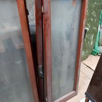 Finestra in legno