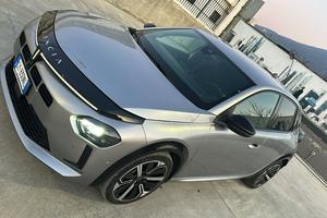 Lancia Ypsilon hybrid 100cv 2025