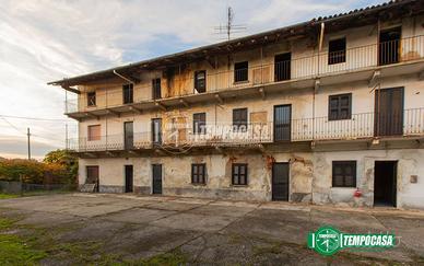 Terratetto Indipendente con 3 Unità Immobiliari e