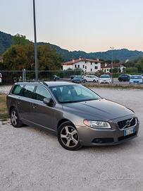 Volvo V 70 