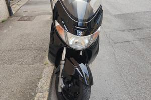  Suzuki burgman 400