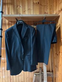 completo elegante uomo Corneliani