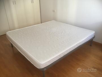 MATERASSO E RETE MATRIMONIALE KING (180 x 200 cm)