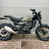 Royal Enfield Guerrilla 450 Ash Green PROMO