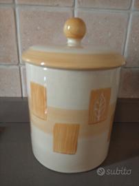 Barattolo Thun in ceramica 