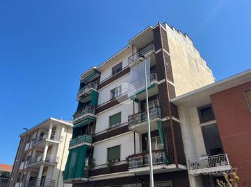 3 LOCALI A GASSINO TORINESE