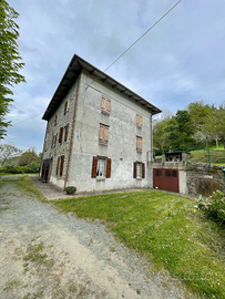 Splendida villa bifamiliare