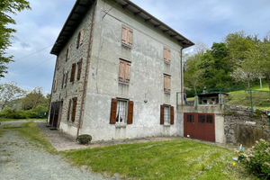 Splendida villa bifamiliare