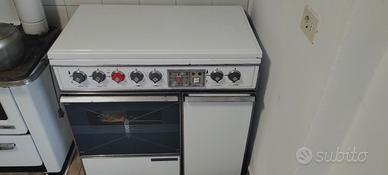 cucina vintage a gas 