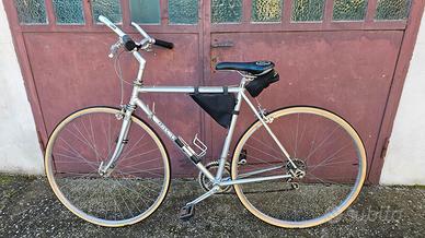 BICICLETTA IBRIDA