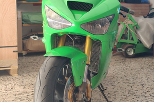 Kawasaki zx6r