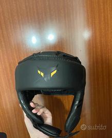 Casco per sport da combattimento Mytra Fusion