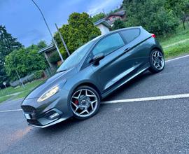 FORD FIESTA ST 200cv PERFORMANCE PACK