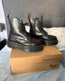 Dr  martens jadon black