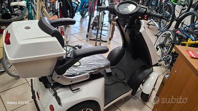scooter elettrico 4 ruote