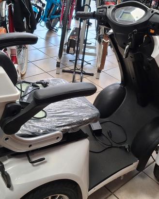 scooter elettrico 4 ruote