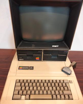 APPLE II