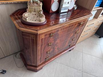 Splendida Madia artigianale.