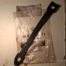 Maserati Biturbo elastico filtro aria.