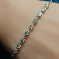 meraviglioso bracciale in argento con moissanite