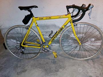 Bici da corsa Cannondale Cad2 R300