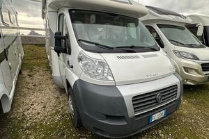 Semintegrale camper Elnagh T-loft 45 6.99m