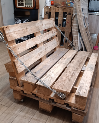 Divano con pallet/bancali