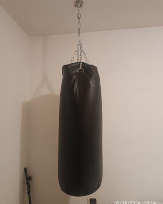 Sacco da boxe nero da 100 cm con catene