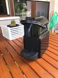 DeLonghi Inissia per Nespresso® EN80.B Nera