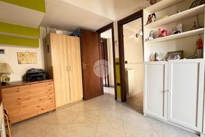 3 LOCALI A MARANO DI NAPOLI