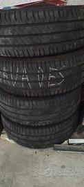 4 gomme Michelin agilis 3 *225/55/R17 C